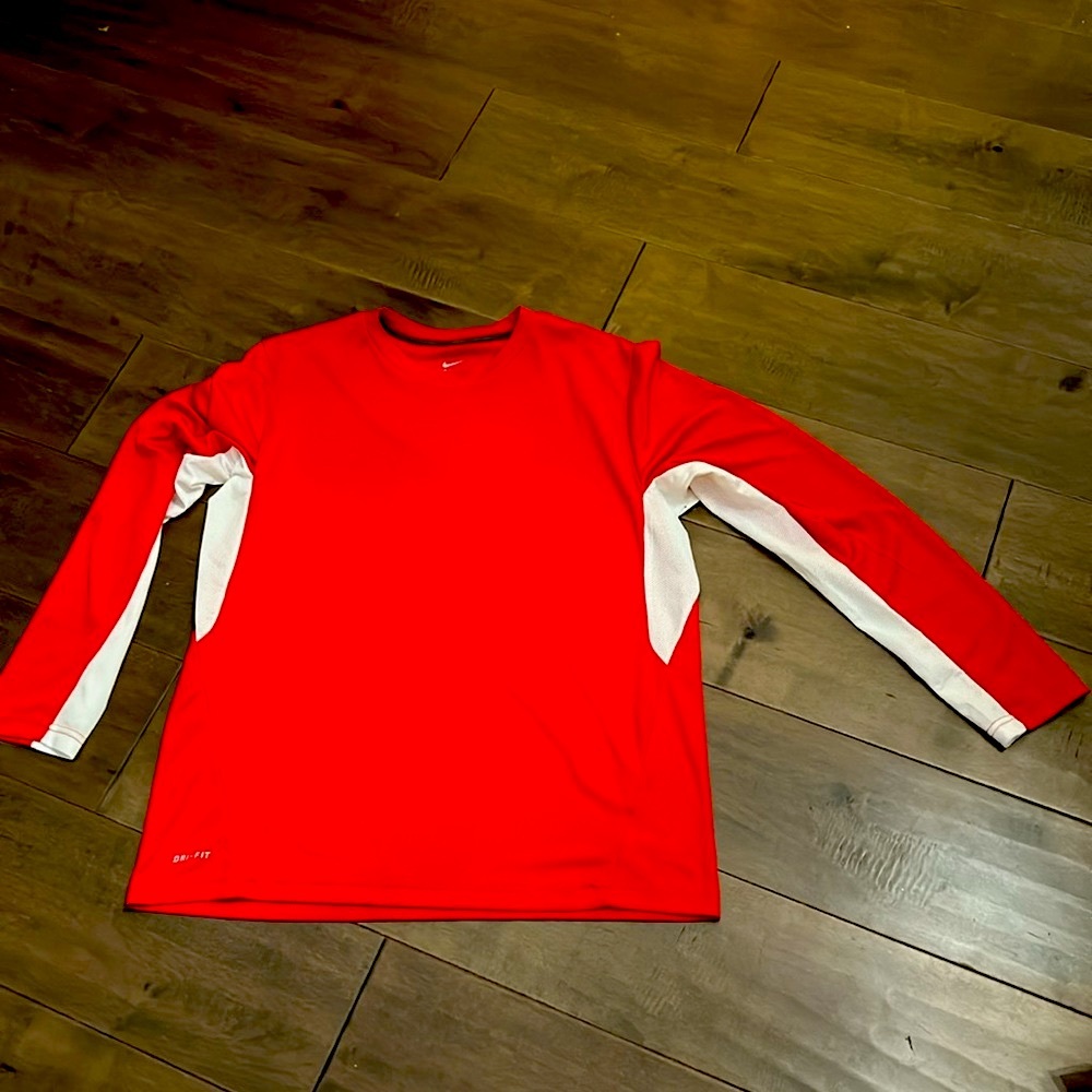 Nike men’s vapor LS tee old stock